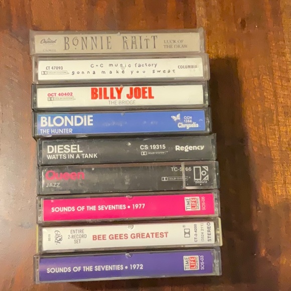 Lot of 9 Vintage Cassette Tapes! 1970s, 80s & 90s pop collection - Picture 2 of 4